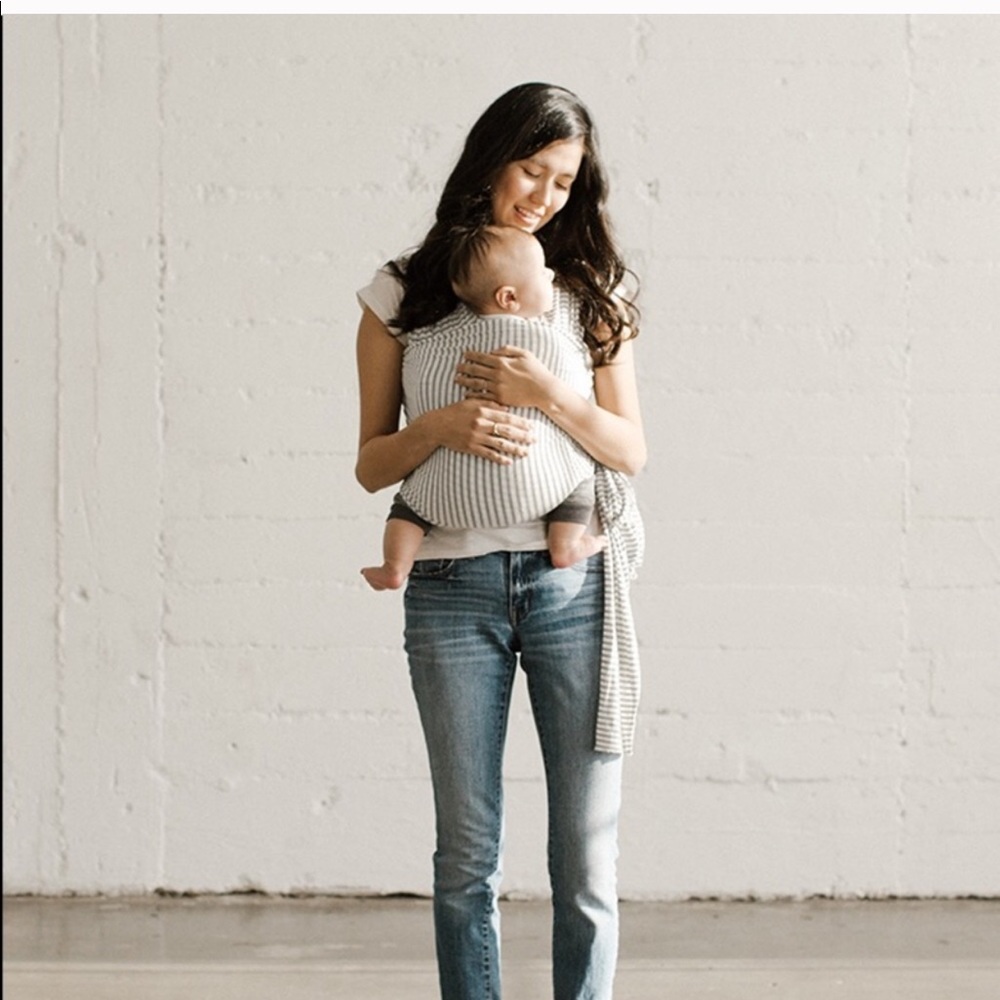 Solly Baby wrap - gray stripe